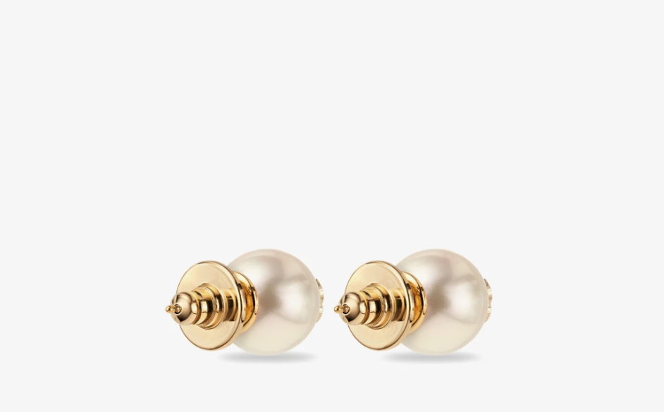 JC  Pearl Studs