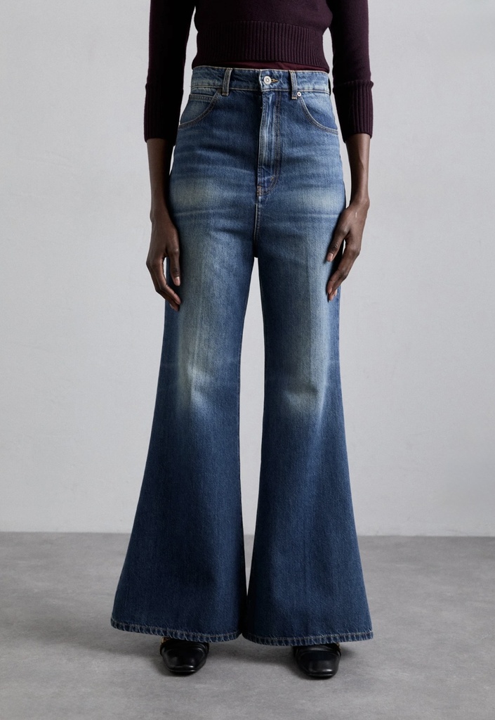Wide Leg Kick Jean