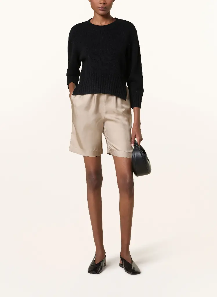 Moonstone Ivory Shorts Zinia