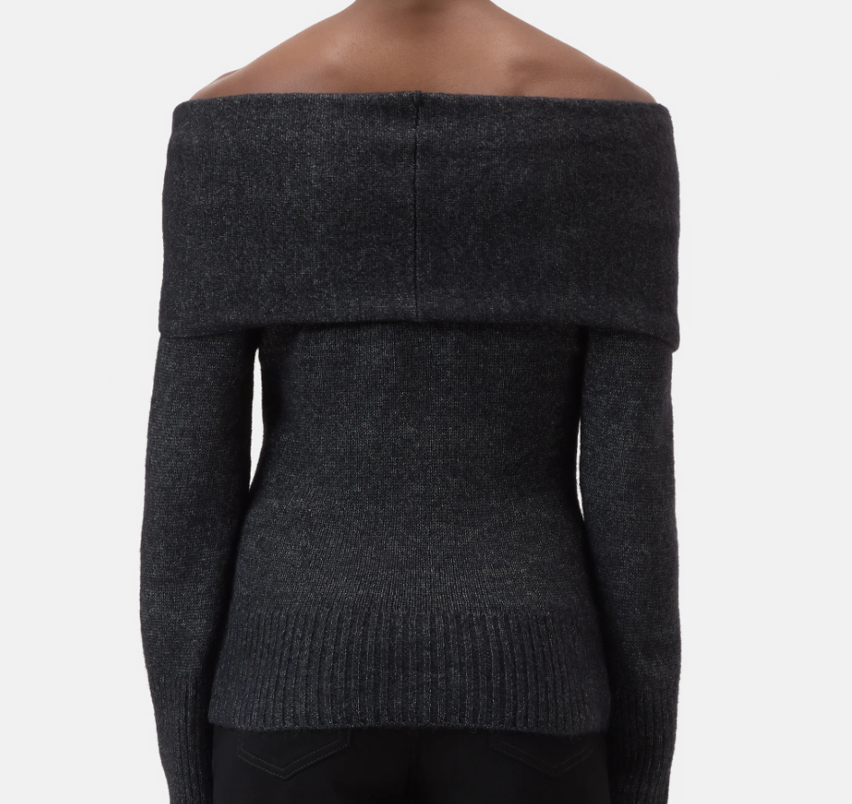 Wide Collar Long Sleeve