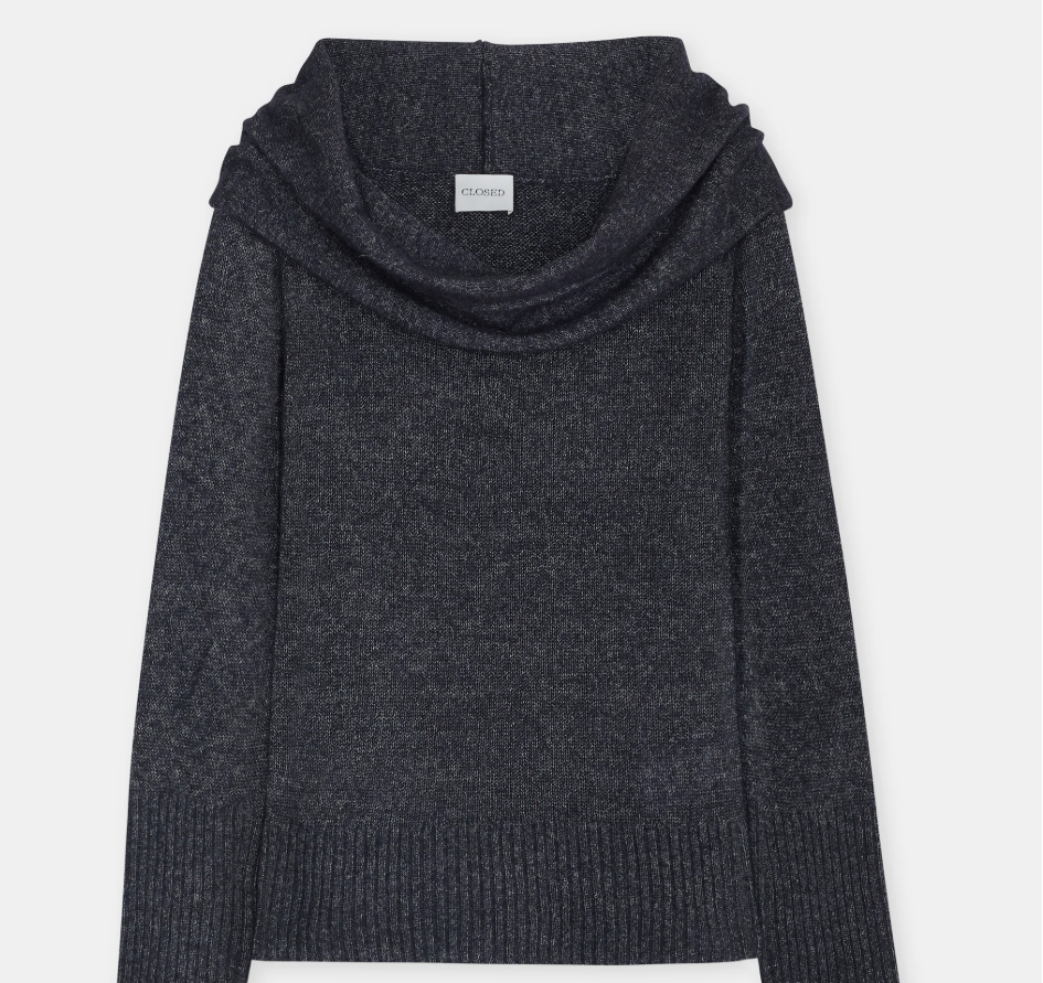 Wide Collar Long Sleeve