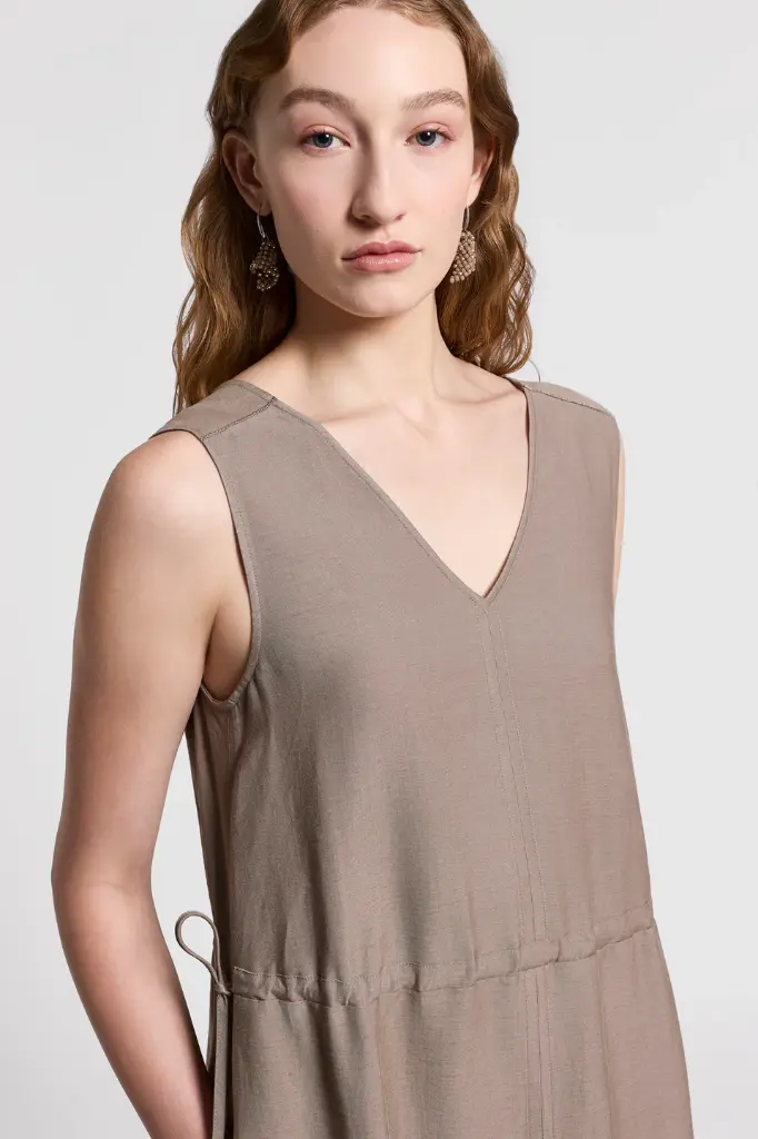 Dress In Flowing Viscose Linen Twill