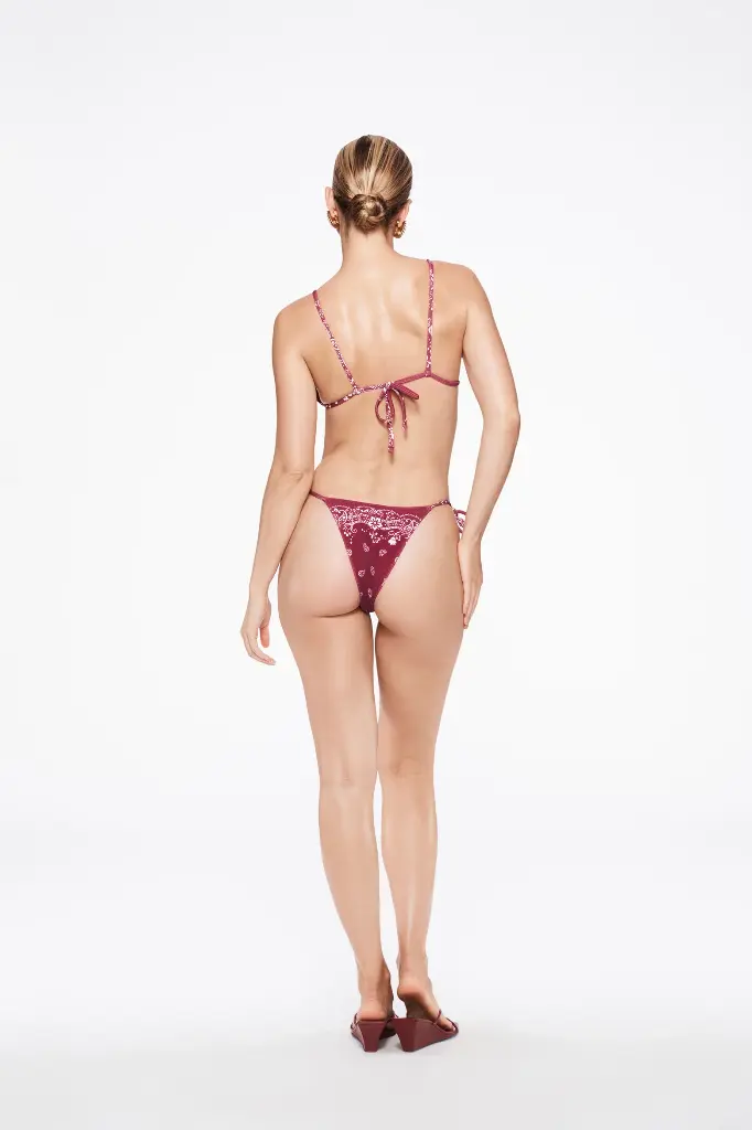 Praia Bottom in Hibiscus Bandana