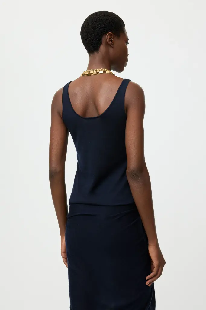 Featherlight Singlet 