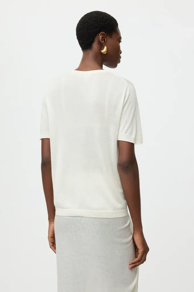 Featherlight Tee