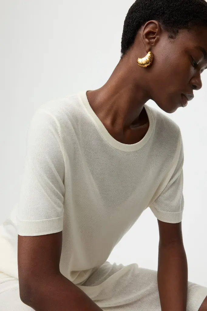 Featherlight Tee