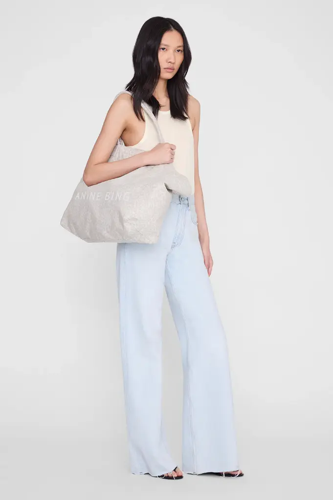 Leo Canvas Tote