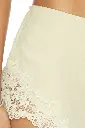 Elia Shorts 