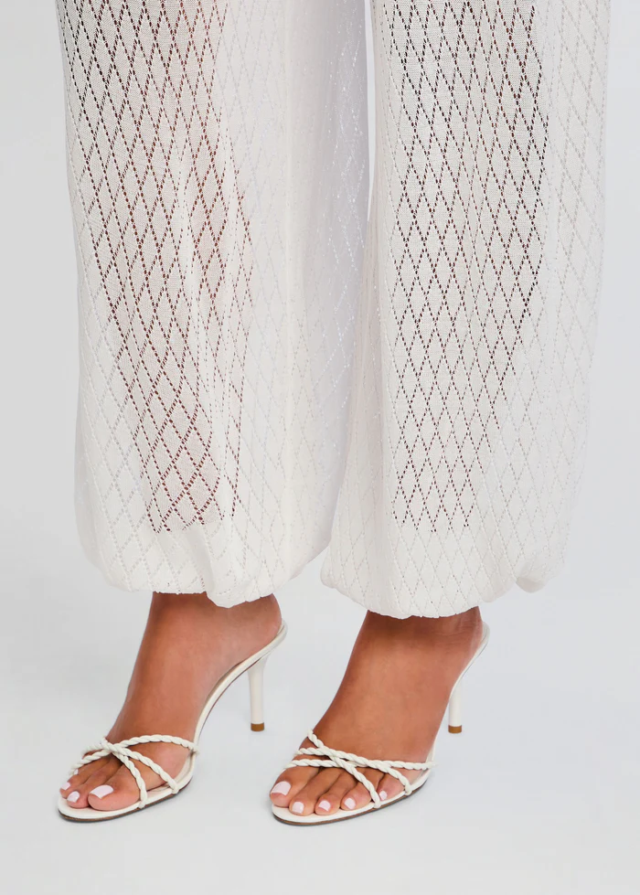  Devyn Pant in White