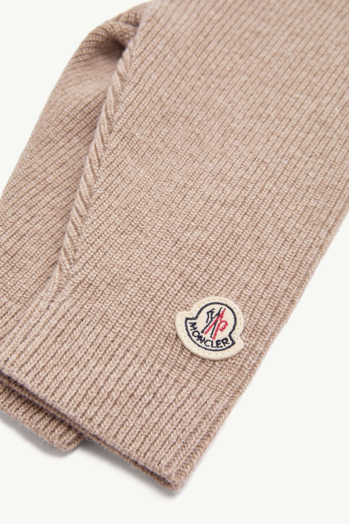 Knitwear Set
