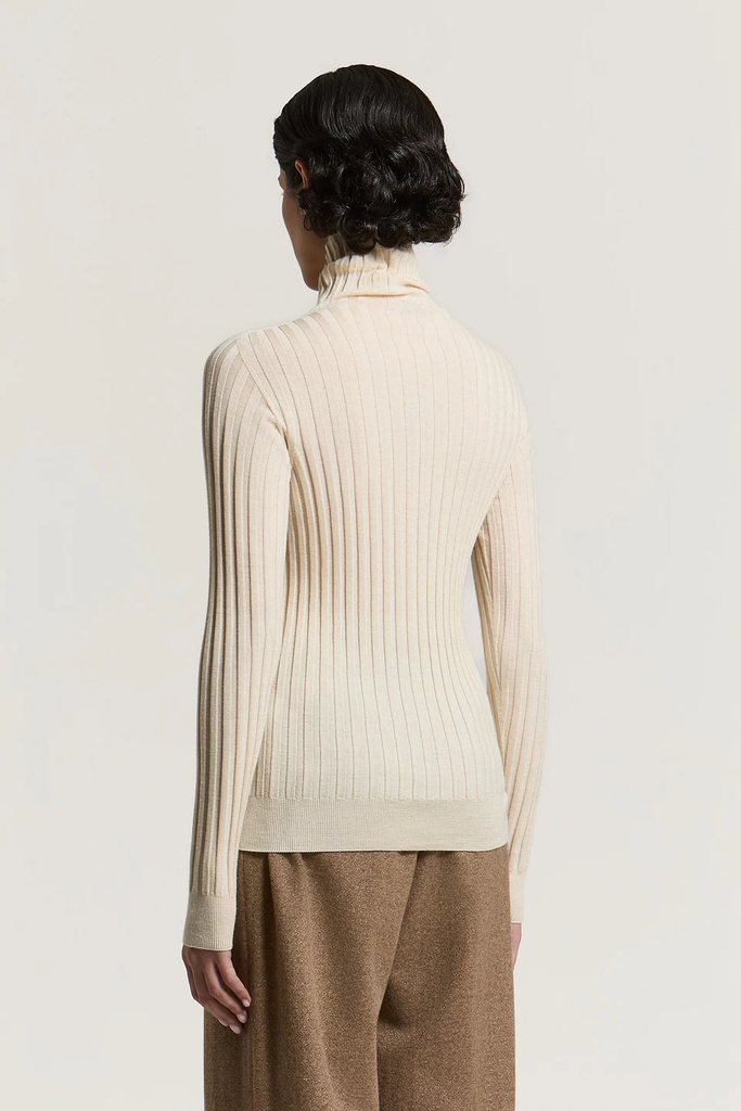 Pure Virgin Wool Turtleneck Sweater