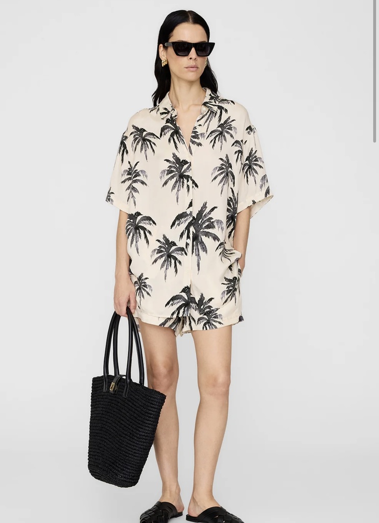 Kam Short - Black Palm 