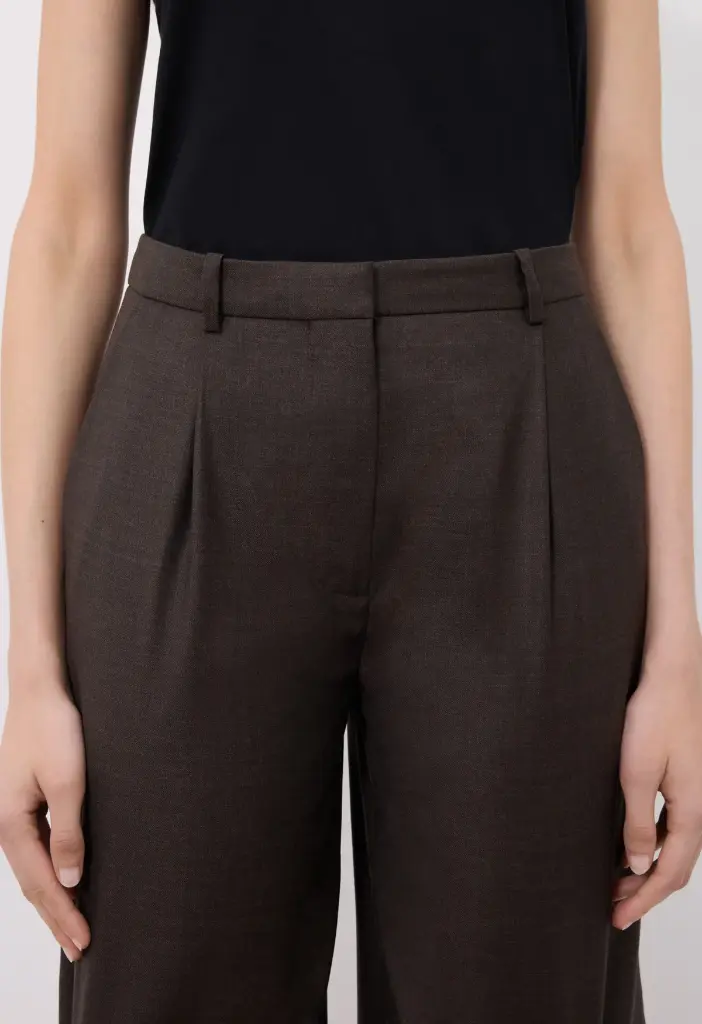 Adler Knee-Length Bermudas Grizzly