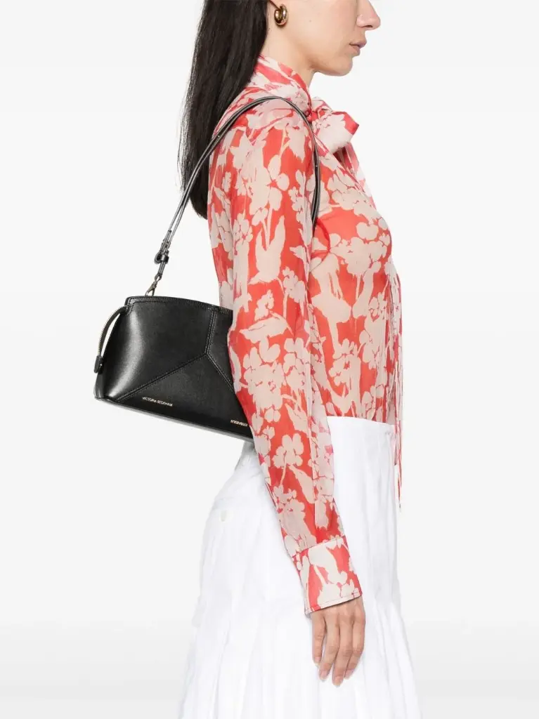 The Victoria Crossbody