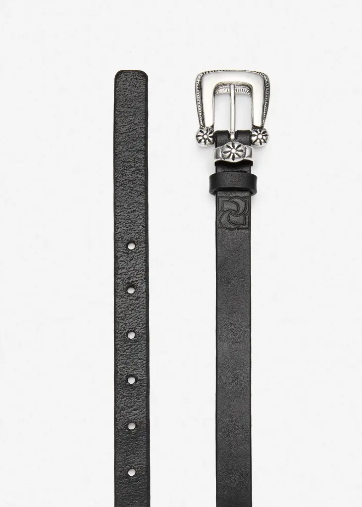 Western leather belt in black and silver