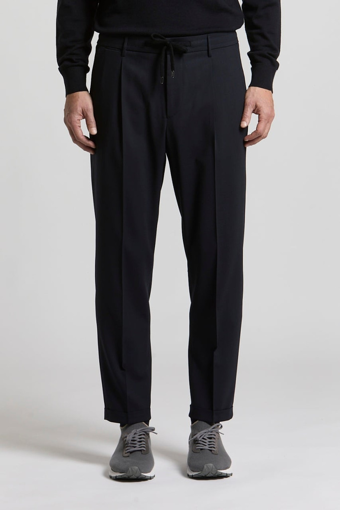 Peserico Men's Relaxed Fit Trousers with Drawstring Waist and Front Pleats