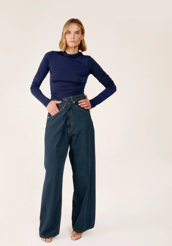 Billie - Slim Fit Long Sleeve Hoodie Top