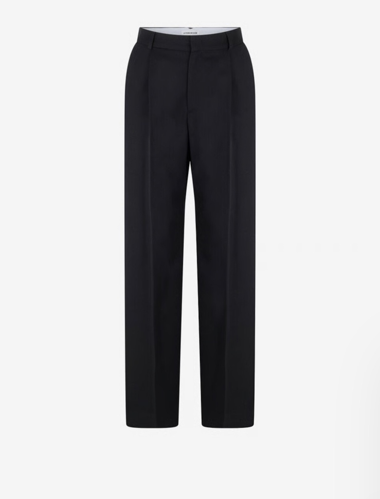 Tailored Straight Leg 