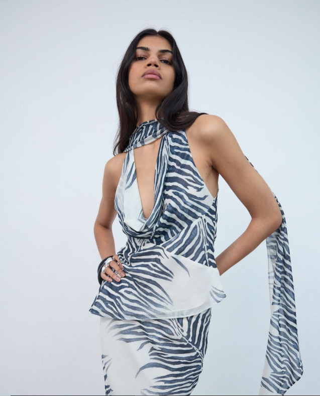 Diosa Top In Zebra Geogette 