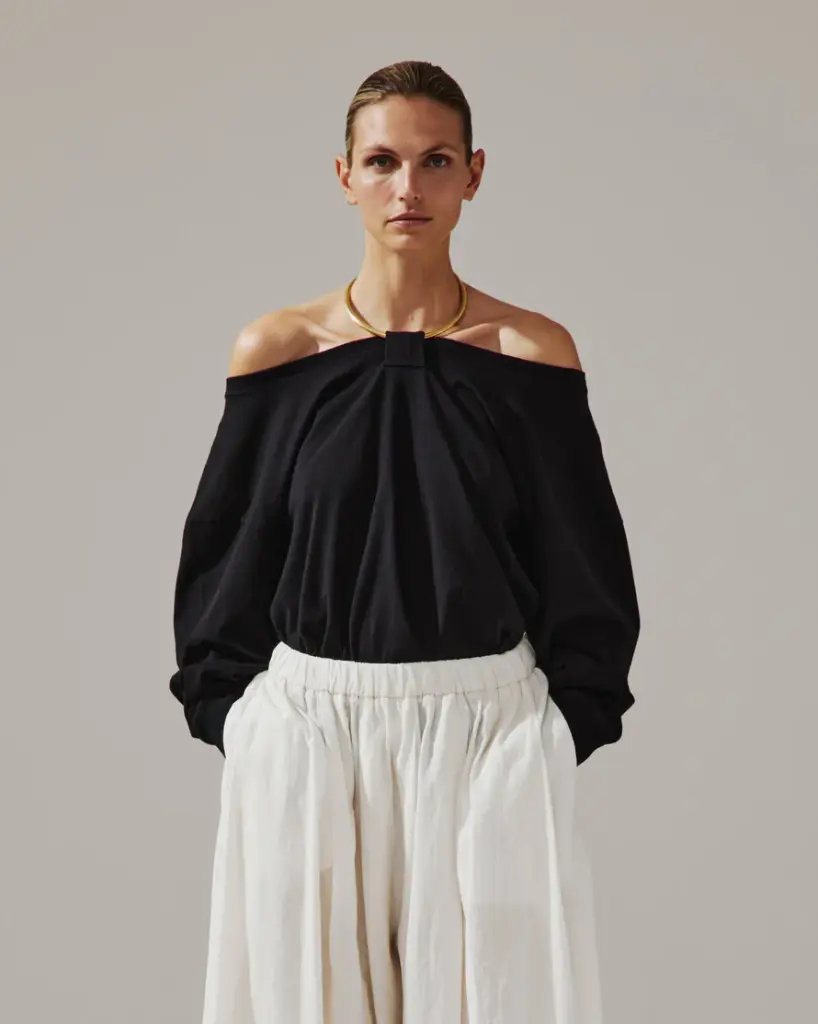 Erin- Necklace Off Shoulder Top