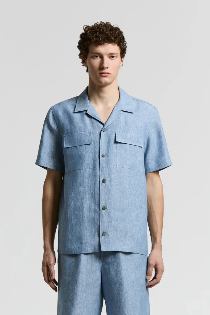 Camp shirt in linen canvas in blue