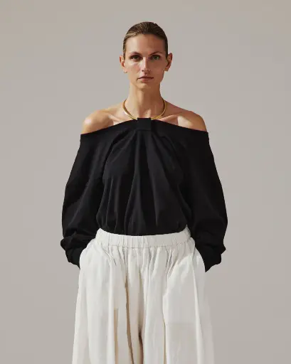 Erin- Necklace Off Shoulder Top