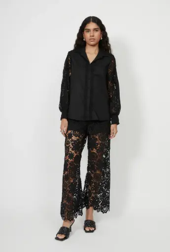 Demi Shirt