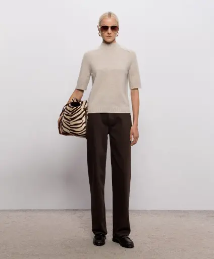 RUTH Stand collar cashmere top
