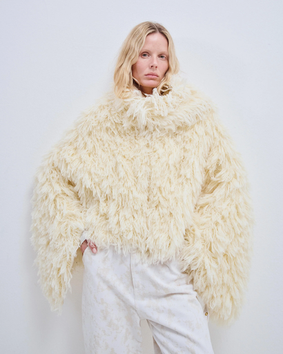 [122669] Christy Wool Fil Coupe Cape